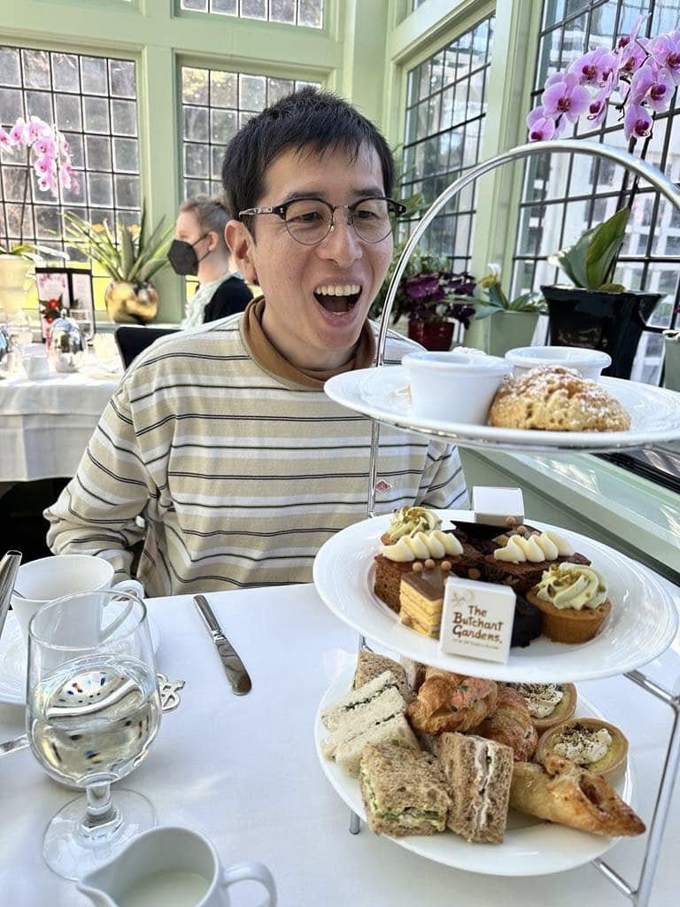 ビクトリアでアフタヌーンティー