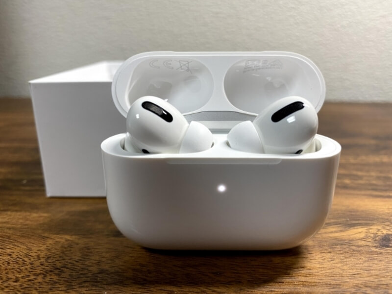 AirPods